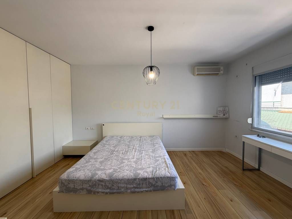 Apartment 1+1 for rent in the Halili Complex, on Dibrës Street.