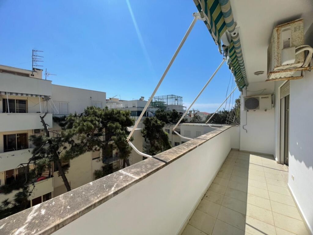 Shitet Apartament 1+1 ne Golem