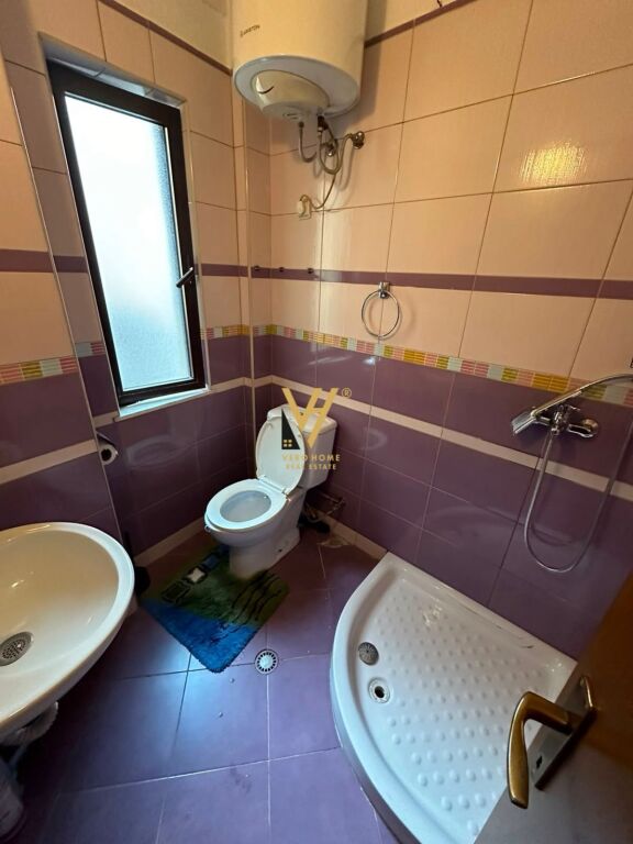 BUSINESS PREMISES 160 M2 FOR RENT ON KAVAJES STREET 280,000 LEKE