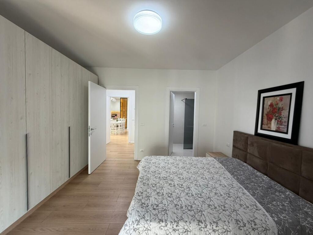Apartament 2+1 per qira tek Akses Tirana Residence prane Casa Italia.