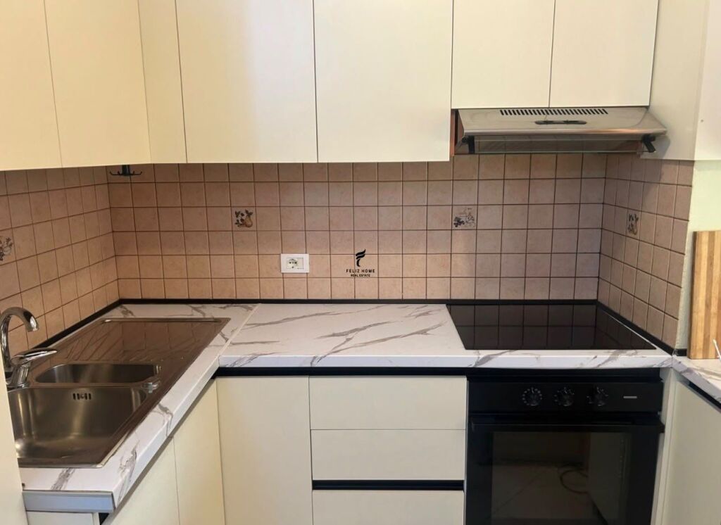 APPARTAMENTO IN AFFITTO 2+1+2 21 DICEMBRE 60.000 LEKE FH-82412