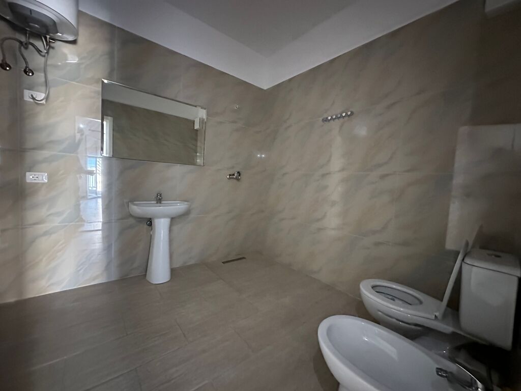 APARTMENT 2+1 +2 FOR SALE IN KAMEZ