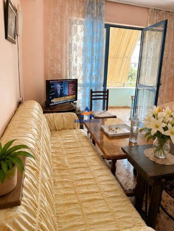 VENDESI APPARTAMENTO 1+1+BALCONE "ALLA FILIALE DEL TESORO" 1400000 LEKE