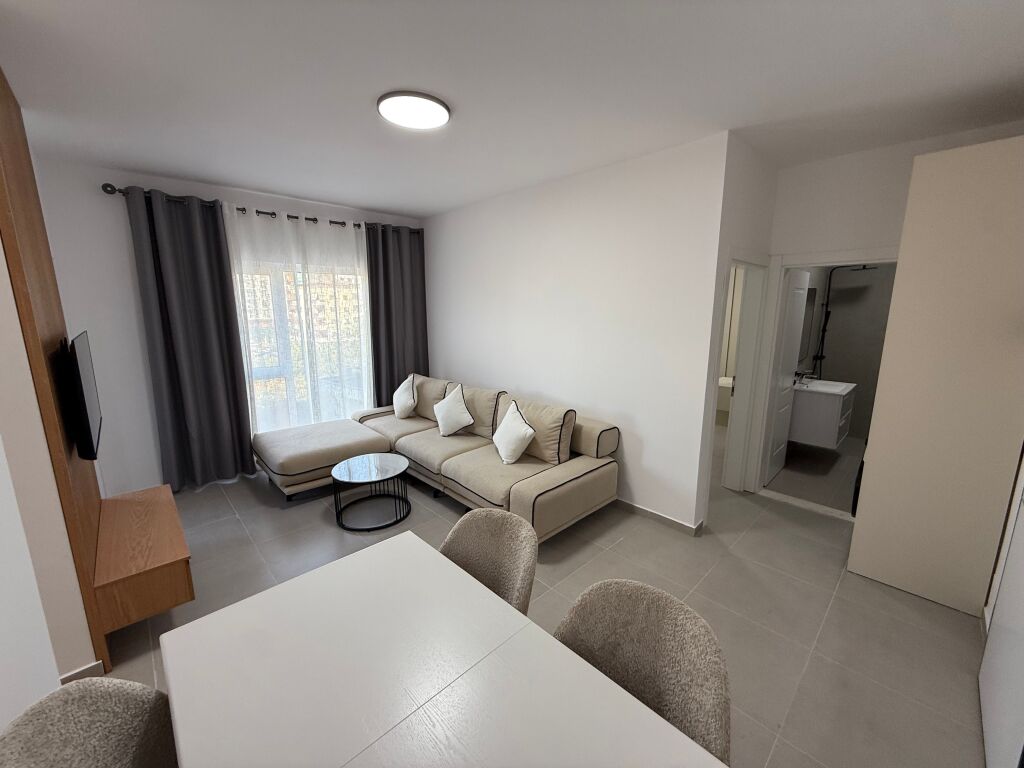 📣 AFFITTO SUPER Appartamento 1+1 📍 Via Jordan Misja, Vicino al Complesso Ndregjoni ✨