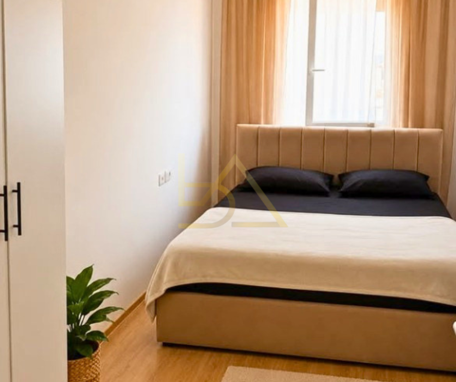 Apartament 3+1 për Shitje – 5 Maji, Tiranë