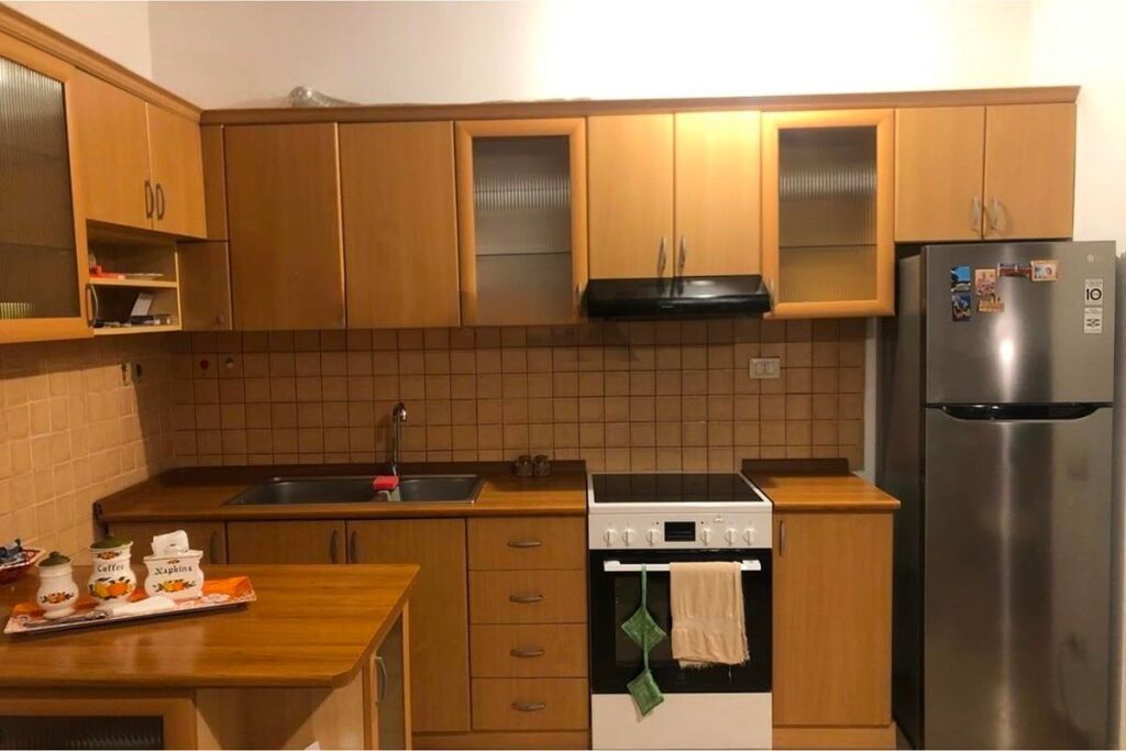 🔑 Jepet me Qira Apartament 1+1 tek Komuna e Parisit! 🏢✨