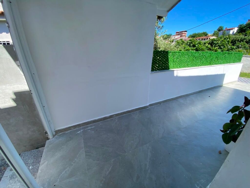 Private House near the Center, Durres!