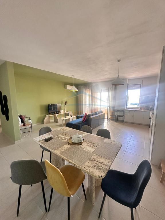 Durres, appartamento 3+1+Balcone in affitto, 8° piano, 138 m²