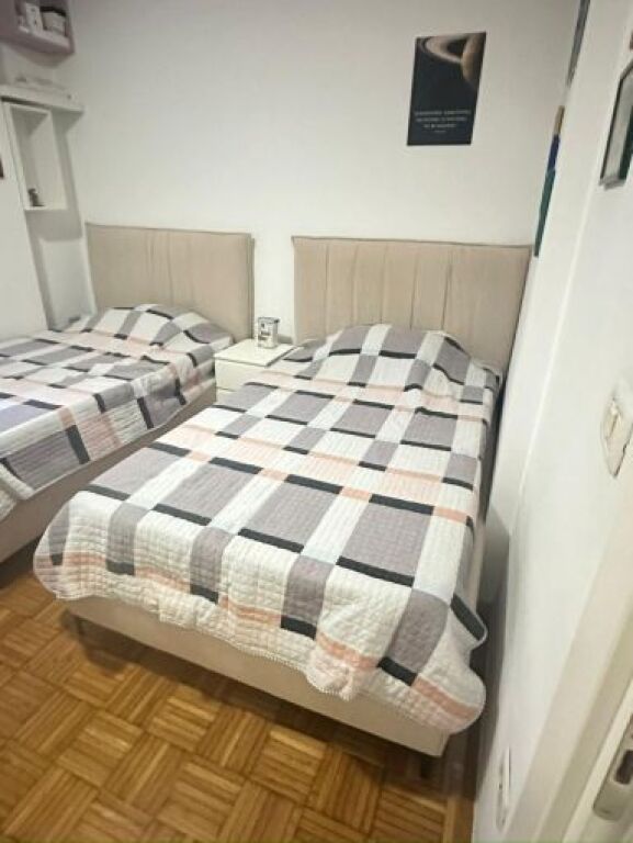 Appartamento 2+1 in affitto in Rruga e Kavajes, Rruga Naim Frasheri, 21 Dhjetori, Zogu i Zi.