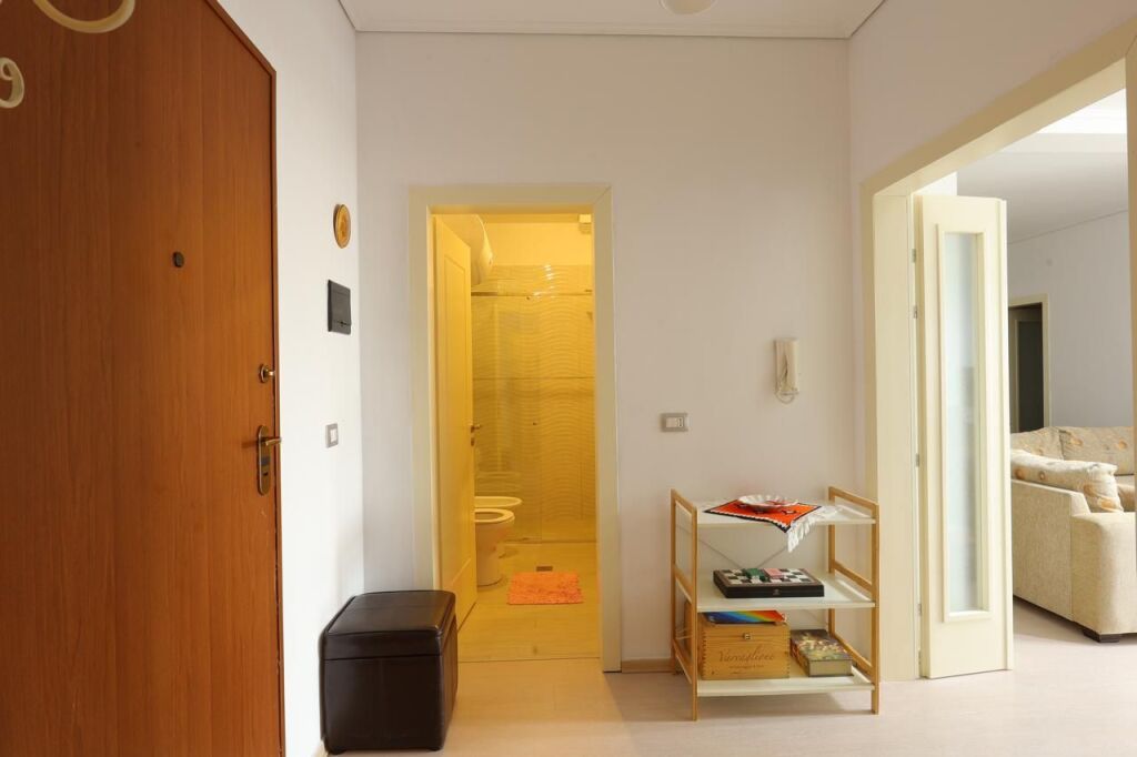 SHITET APARTAMENT 2+1+2 TEK KOMPLEKSI GRANDI, ISH TREGU ELEKTRIK