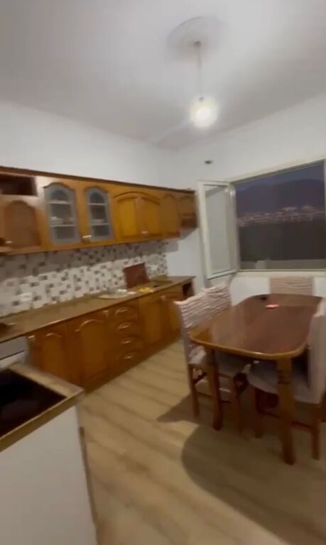 Apartament me qera 1+1 Sauk