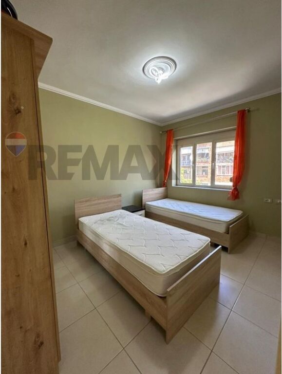 Appartamento 2+1+2 – Viale Bajram Curri (Irfan Tomini), Tirana