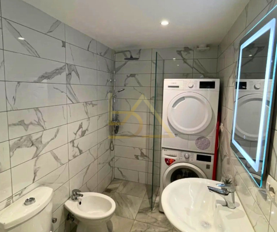 Duplex për Shitje – Liqeni i Thatë, Tiranë