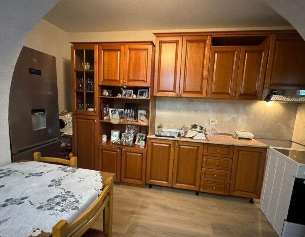 APPARTAMENTO 1+1 IN AFFITTO VICINO ALLA VIA ALI VISHA, CITTA' STUDENTESCA