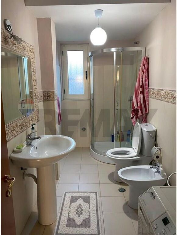 Appartamento 1+1 – Via Ali Demi, Tirana