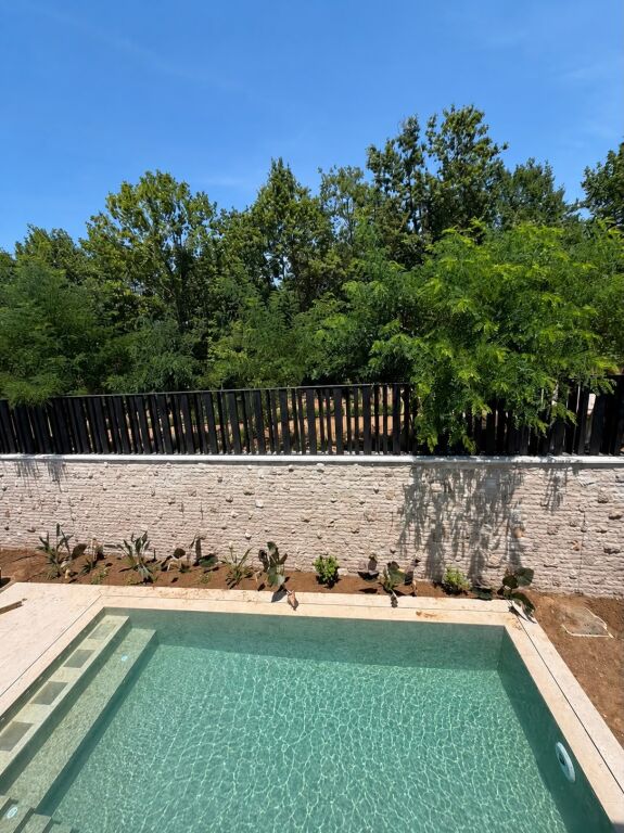 VILLA WITH POOL FOR RENT TEG