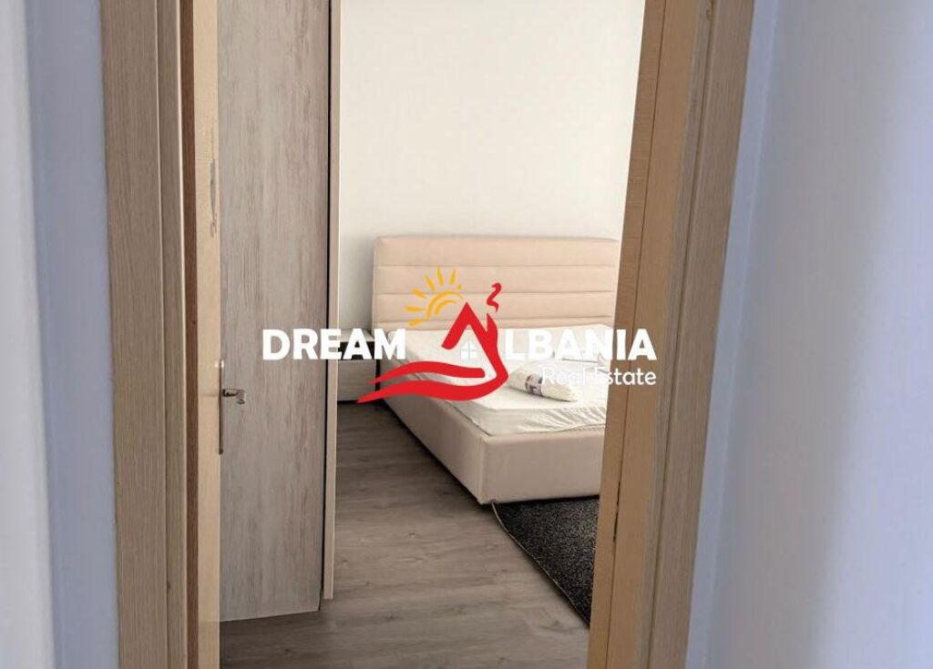 Jepet Apartament 2+1+2+3 Ballkone me qera tek Liqeni Thate, prane Restorant Mir Zoti (ID 42215618 )