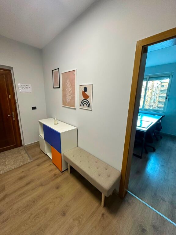 Ufficio in affitto, Bllok