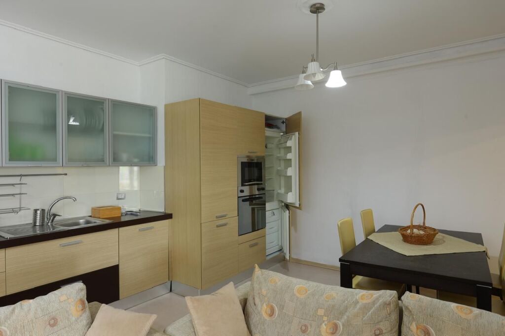 SHITET APARTAMENT 2+1+2 TEK KOMPLEKSI GRANDI, ISH TREGU ELEKTRIK