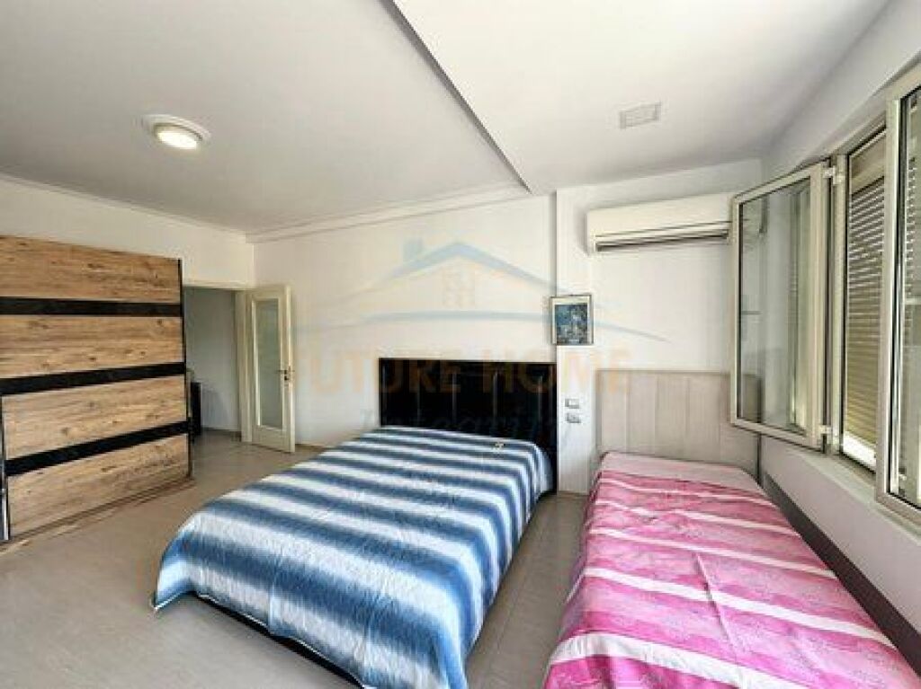 Qera, Apartament 2+1+2, Ish Tregu Elektrik, Tiranë.