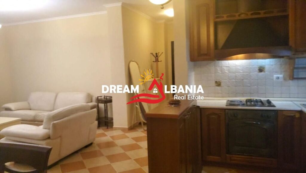Appartamento in affitto 3+1+2 Bagni +3 balconi +garage Ambasciata Americana. (ID 4231502)