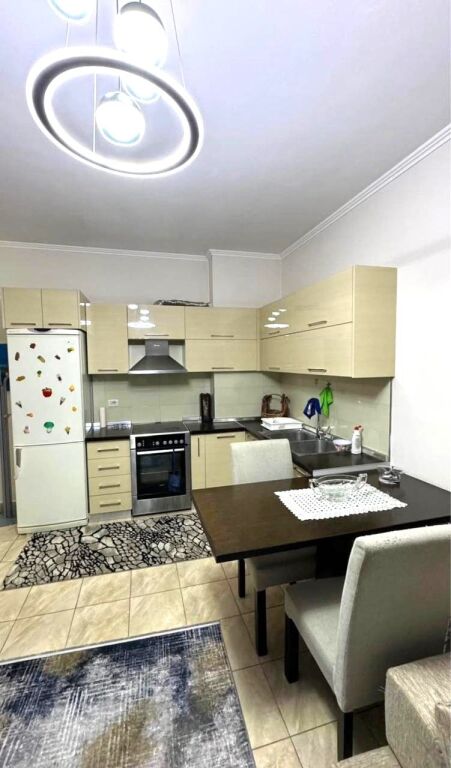 🏡 Jepet me Qira Apartament 2+1 ne Astir, 500 mije leke
