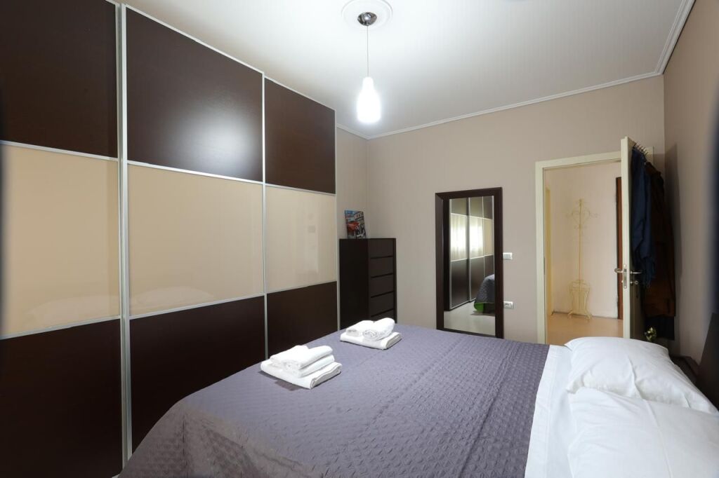 SHITET APARTAMENT 2+1+2 TEK KOMPLEKSI GRANDI, ISH TREGU ELEKTRIK