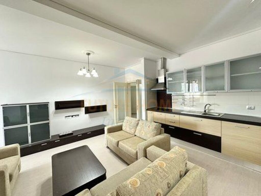 Qera, Apartament 2+1+2, Ish Tregu Elektrik, Tiranë.