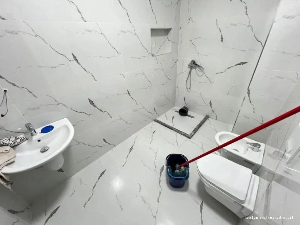 Apartament ne shitje 2+1 tek Zogu i zi (ID B120881) Tirane