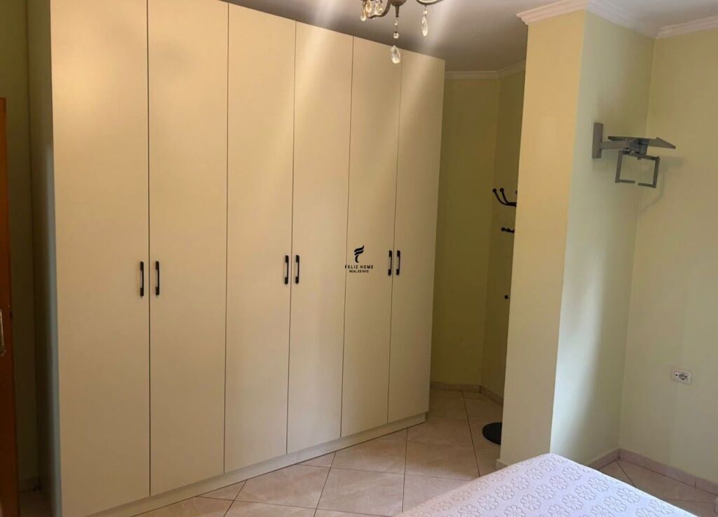 APPARTAMENTO IN AFFITTO 2+1+2 21 DICEMBRE 60.000 LEKE FH-82412