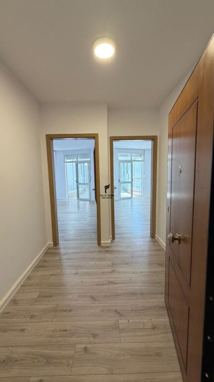 OFFICE FOR RENT 130M2 FORMER EXHIBITION 80,000 LEKE FH-82434