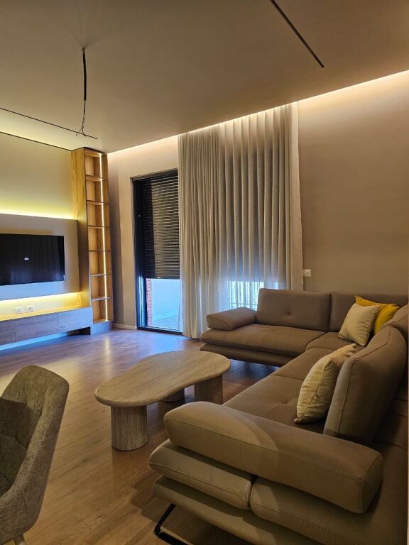 🏡 IN AFFITTO | APPARTAMENTO PREMIUM 2+1+2 – COMPLESSO DELIJORGJI, TIRANA