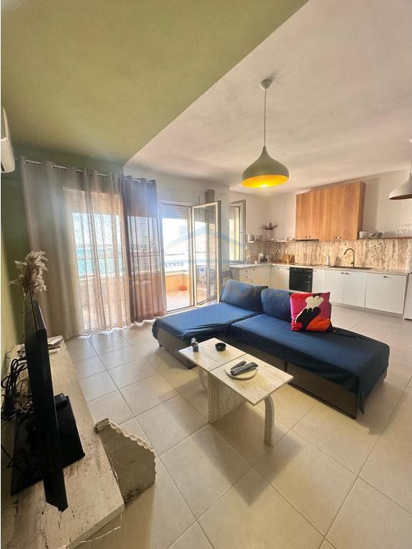 Durres, appartamento 3+1+Balcone in affitto, 8° piano, 138 m²