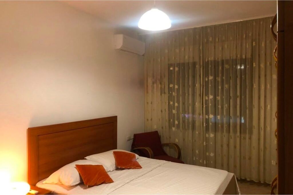 🔑 Jepet me Qira Apartament 1+1 tek Komuna e Parisit! 🏢✨