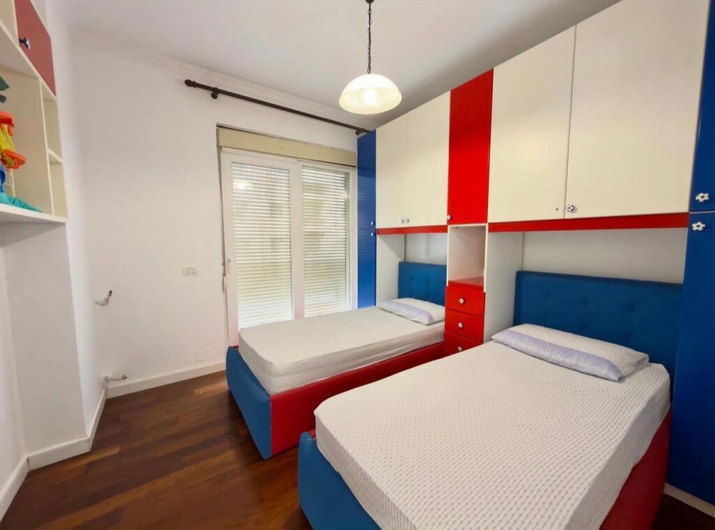 Appartamento in affitto Astir