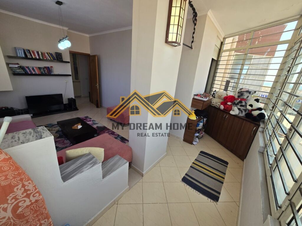 SHitet Apartament 2+1 Pran Galaktikut, Durrës!!