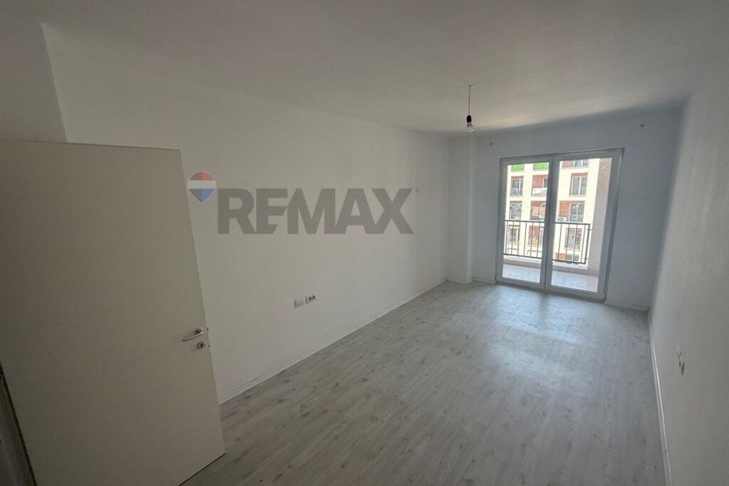 Apartament 2+1me qera ne Kombinat