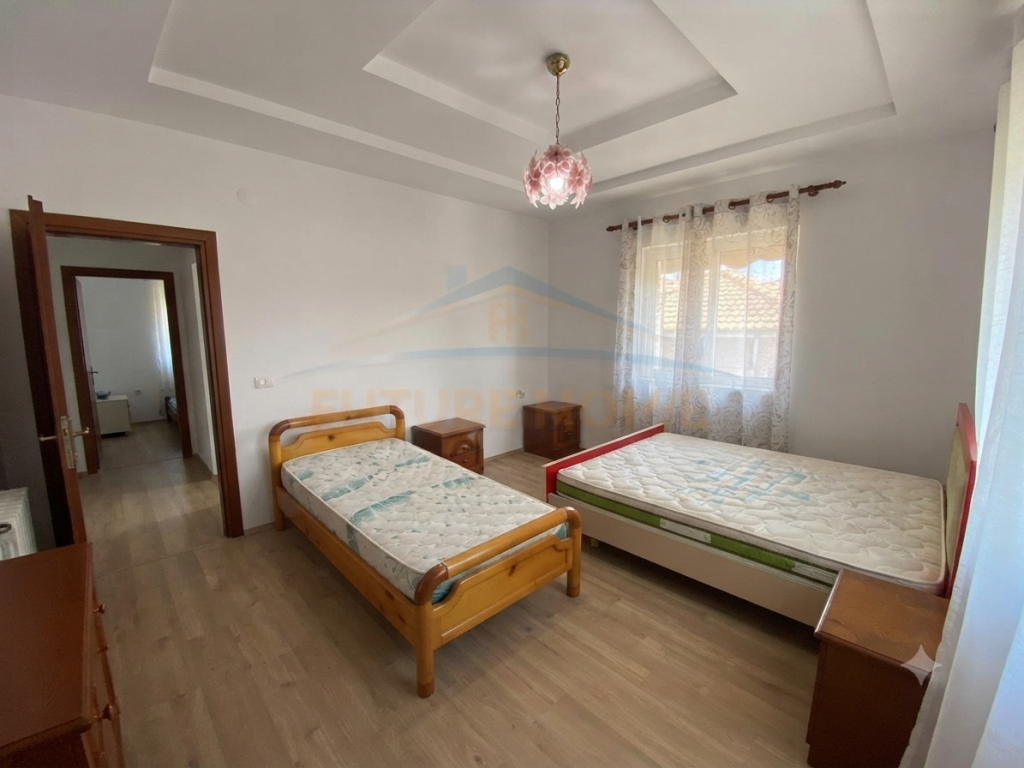 Qera, Apartament 1+1, Rruga e Dibres, Tiranë.