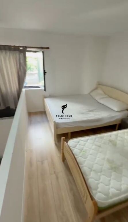APARTAMENT ME QERA 1+1 RRUGA E DIBRES 43.000 LEKE FH-82608