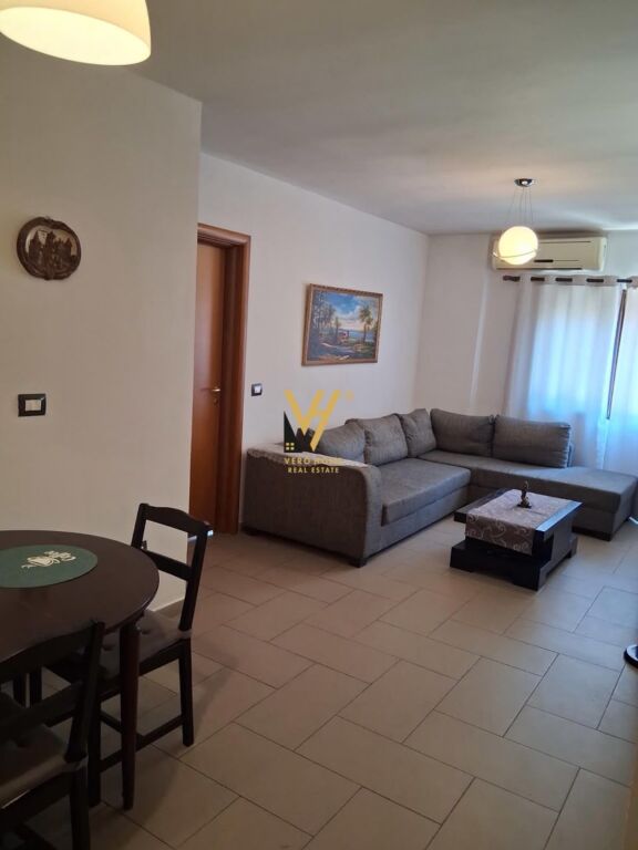 JEPET APARTAMENT 2+1+BLK ME QERA TEK MYSLYM SHYRI 650 EURO