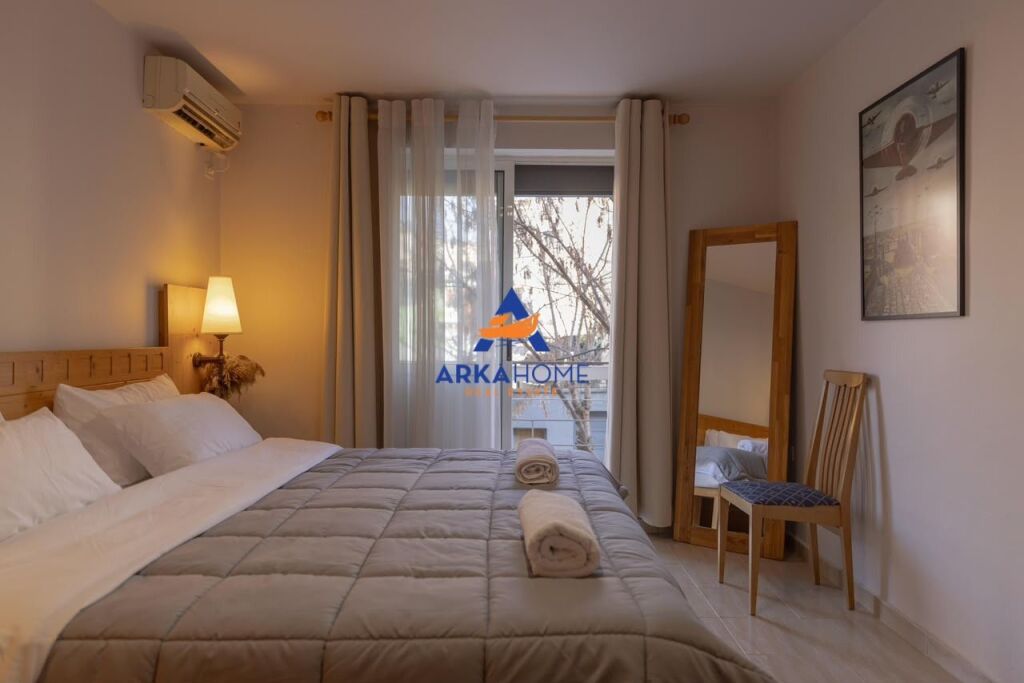 JEPET ME QERA APARTAMENT 1+1+2 BALLKONE " MINE PEZA" 700 EURO