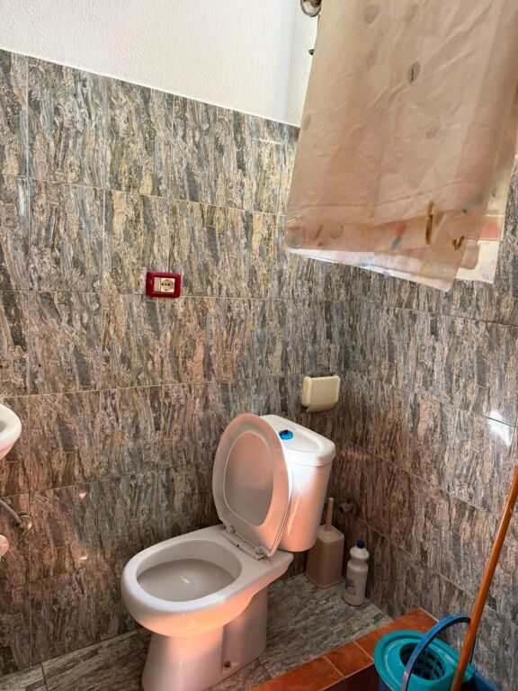 Rent | Garsoniere | Spitali Amerikan 2 | 300 €/month