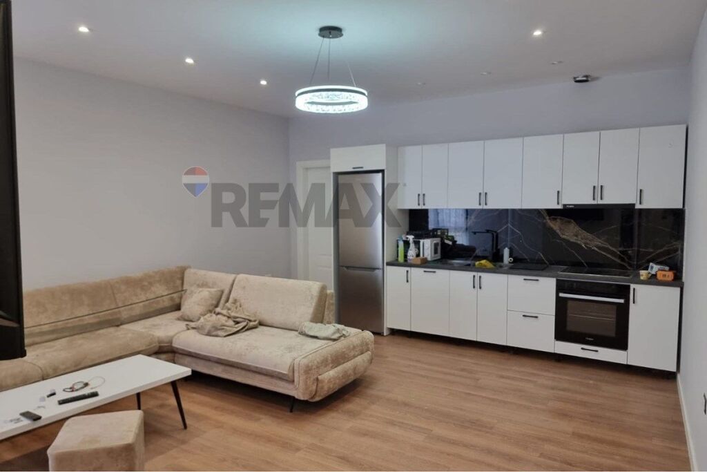 Apartament 2+1 per Qira Paskuqan
