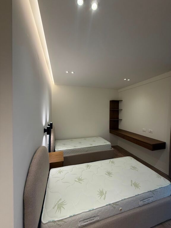For rent 3+1+parking New Boulevard St.Trenit 1100€