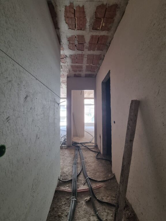 Apartament 1+1 per shitje ne Bllok !