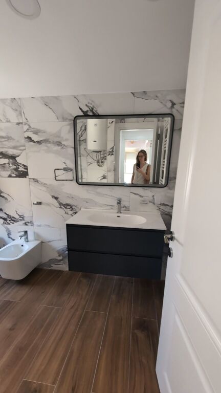 🏡 VILLA DI 3 PIANI IN AFFITTO – VICINO ALLA SCUOLA "2 GJELAT"