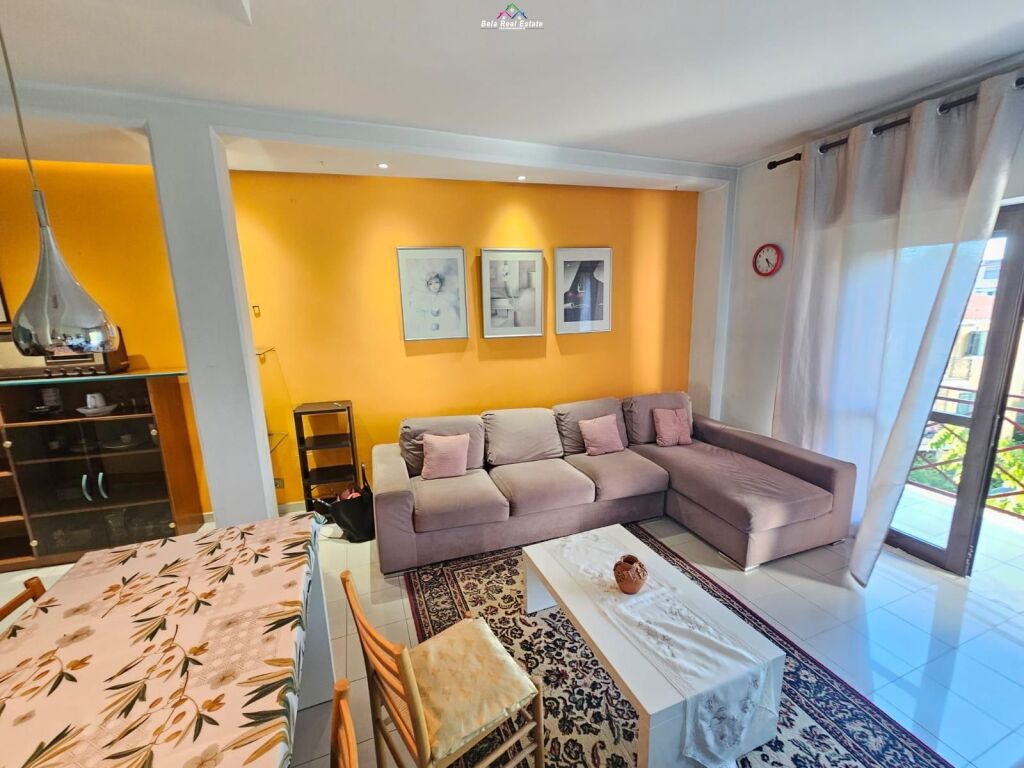 Apartament Me Qera 1+1 tek 21 Dhjetori (ID B2101274) Tirane