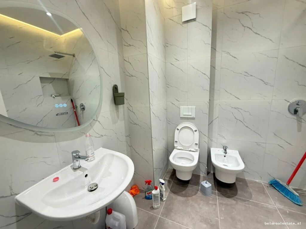 Apartament me qera 1+1 tek Zogu i Zi (ID B2101803) Tirane