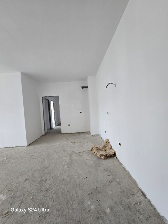 📍 Corner Residence – Bulevardi Gjergj Fishta, Tiranë