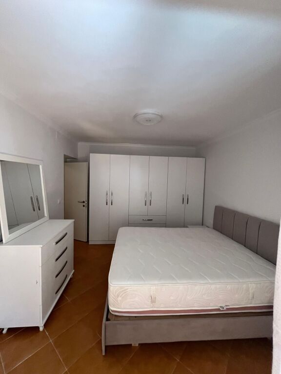 Qera | Apartament 1 + 1 | Rruga e Dibrës | 500 €/muaj